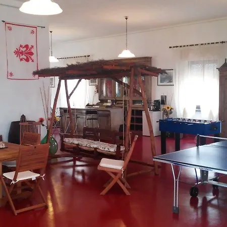 Tenuta I Lecci Di Gurian Roberta Maura 3*