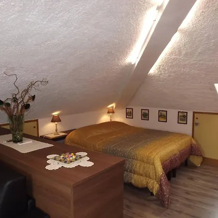 Hotel Tenuta I Lecci Di Gurian Roberta Maura 3*