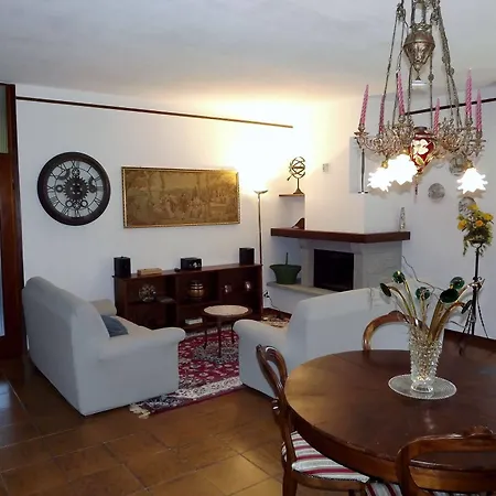 Tenuta I Lecci Di Gurian Roberta Maura Terranuova Bracciolini