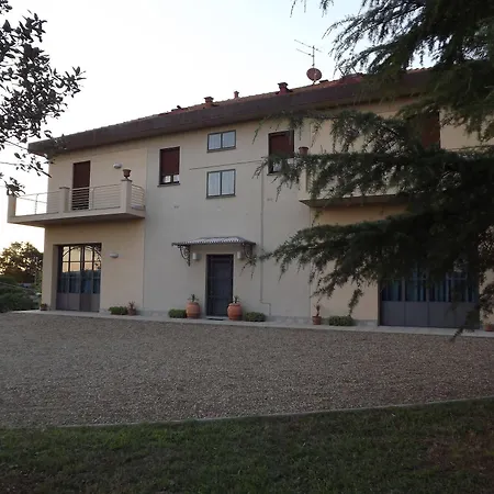 Tenuta I Lecci Di Gurian Roberta Maura 3* Terranuova Bracciolini