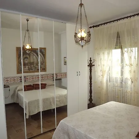 Tenuta I Lecci Di Gurian Roberta Maura 3* Terranuova Bracciolini